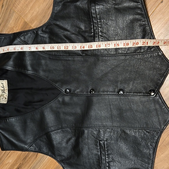 Men's Black Leather Vest by Perfect Leather Goods - Picture 7 of 8